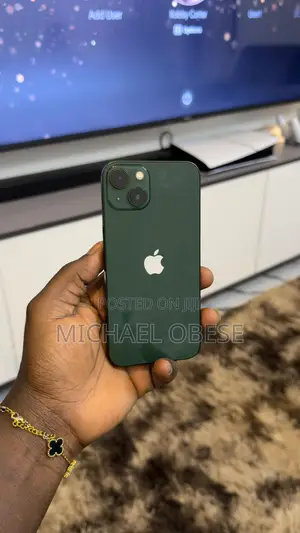 Apple iPhone 13 128 GB Green