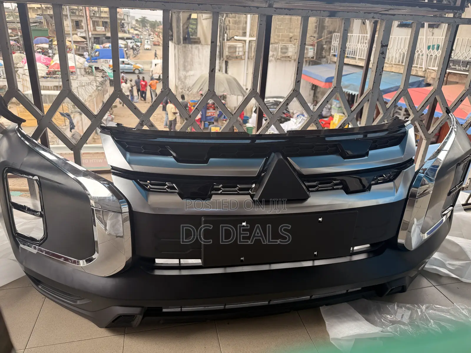 Outlander 2020,2022,2023 Front Bumper Complete