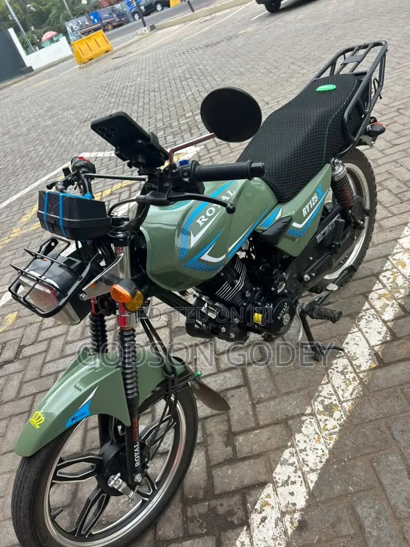 New Royal RY125 2026 Green
