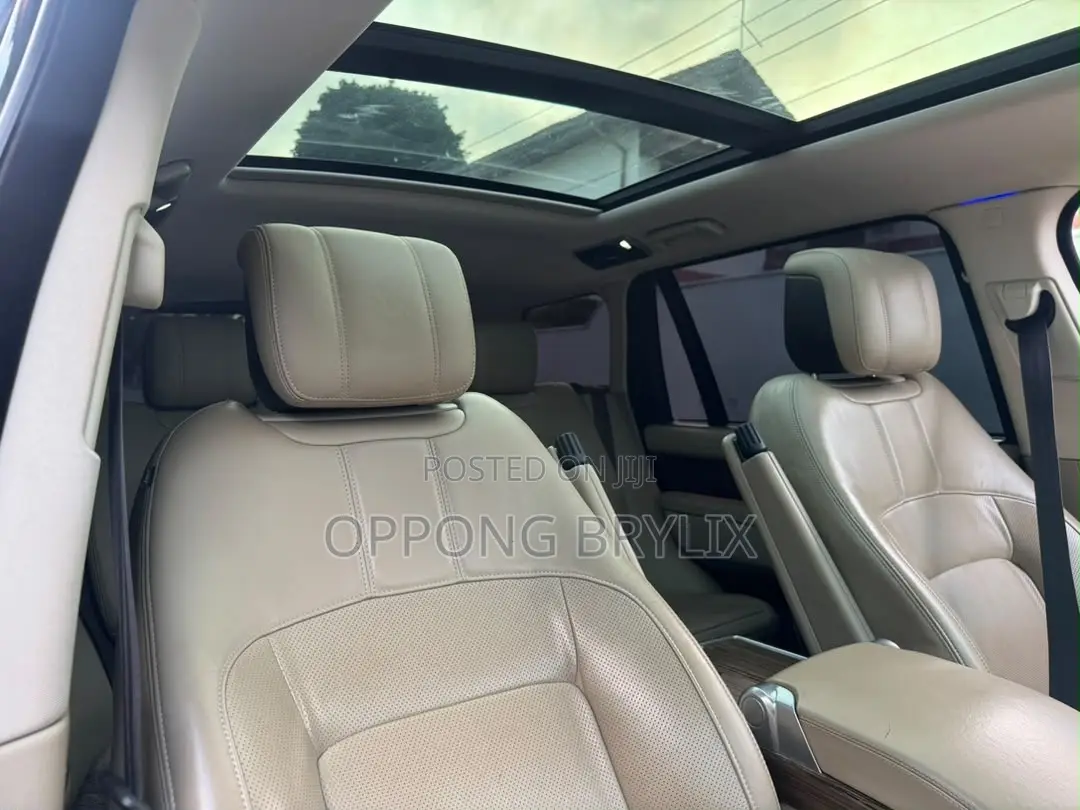 Land Rover Range Rover Vogue 2018 Black