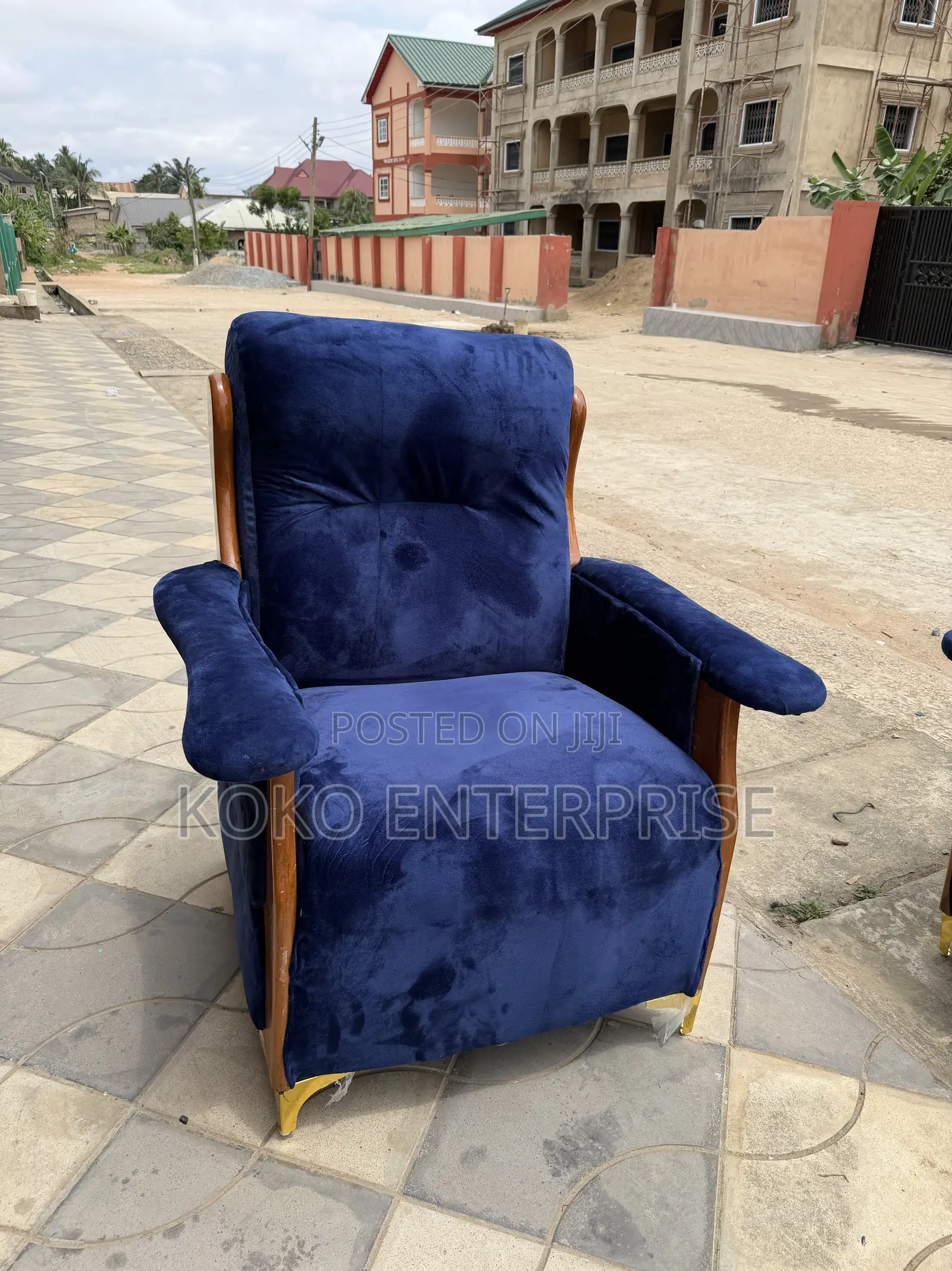 Complete Set Sofa Available