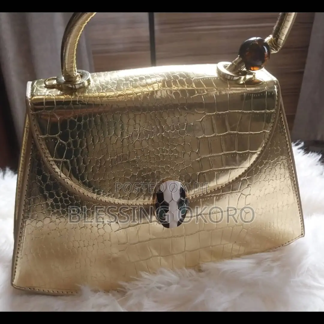 Ladies Bag at Affordable Prices