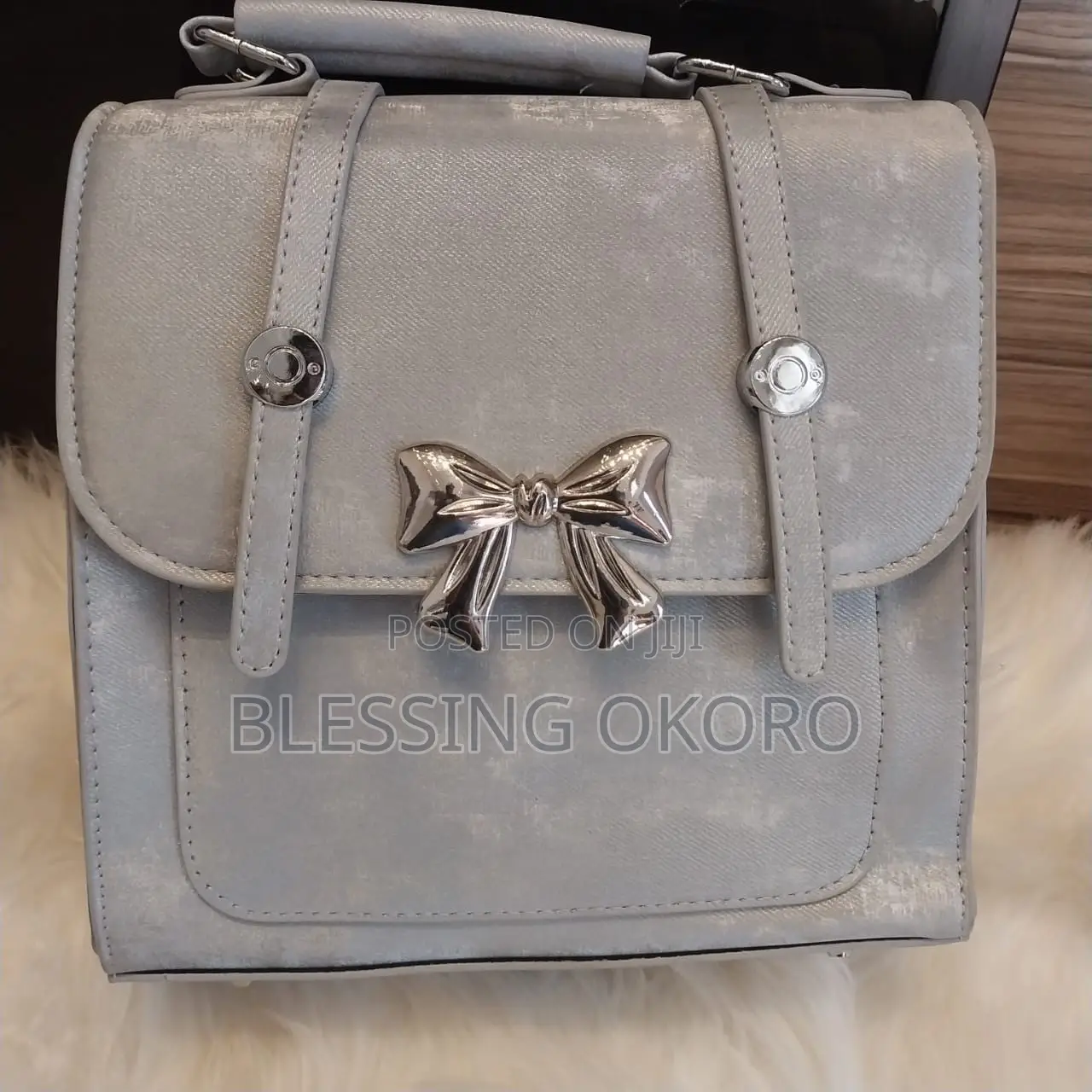 Ladies Bag at Affordable Prices