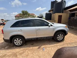 Kia Sorento 2013 Silver