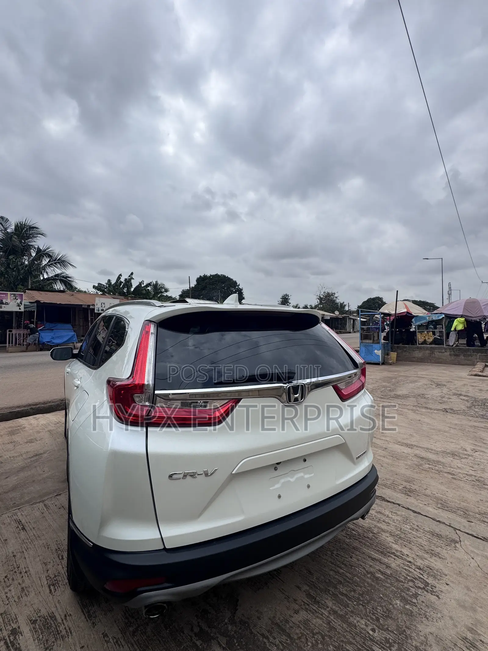 Honda CR-V Touring 4dr SUV AWD (1.5L 4cyl CVT) 2017 Off white