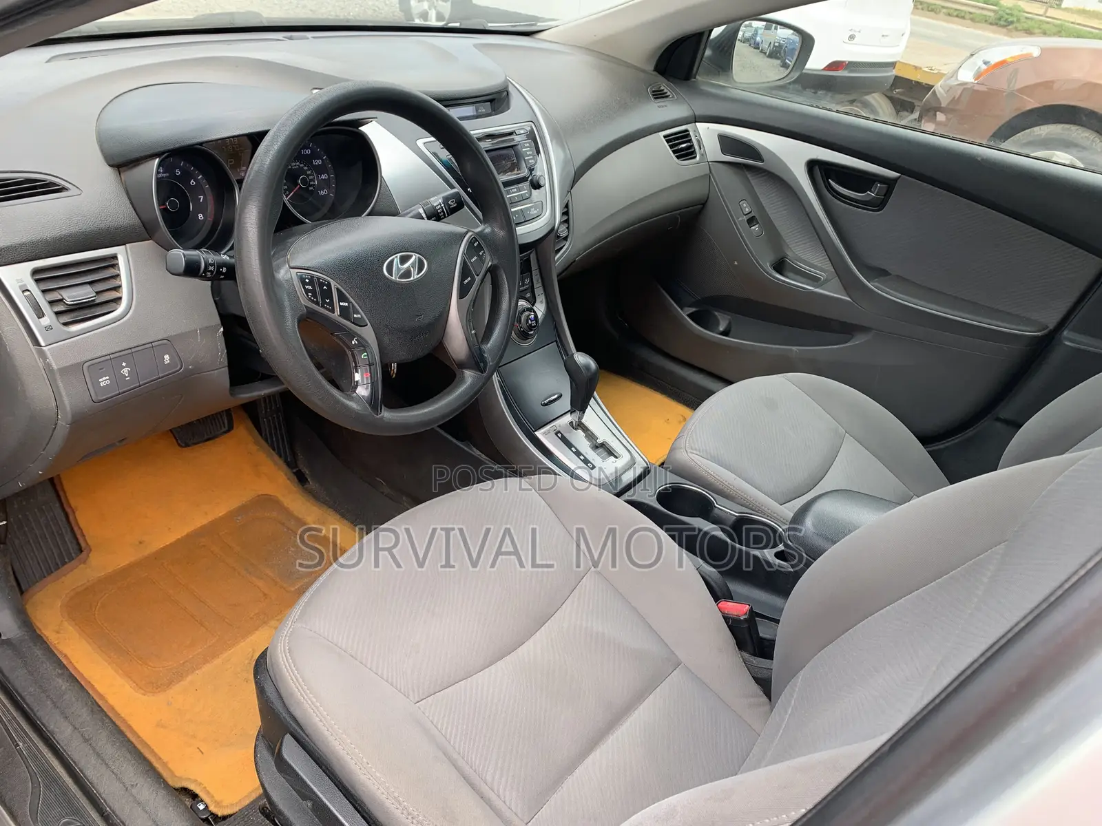 Hyundai Elantra 2013 Silver
