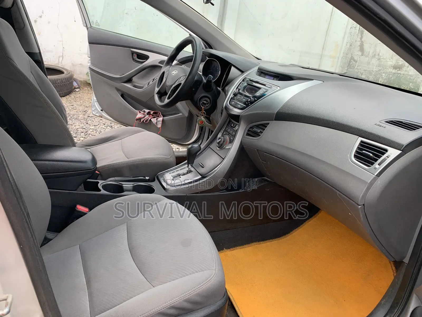 Hyundai Elantra 2013 Silver