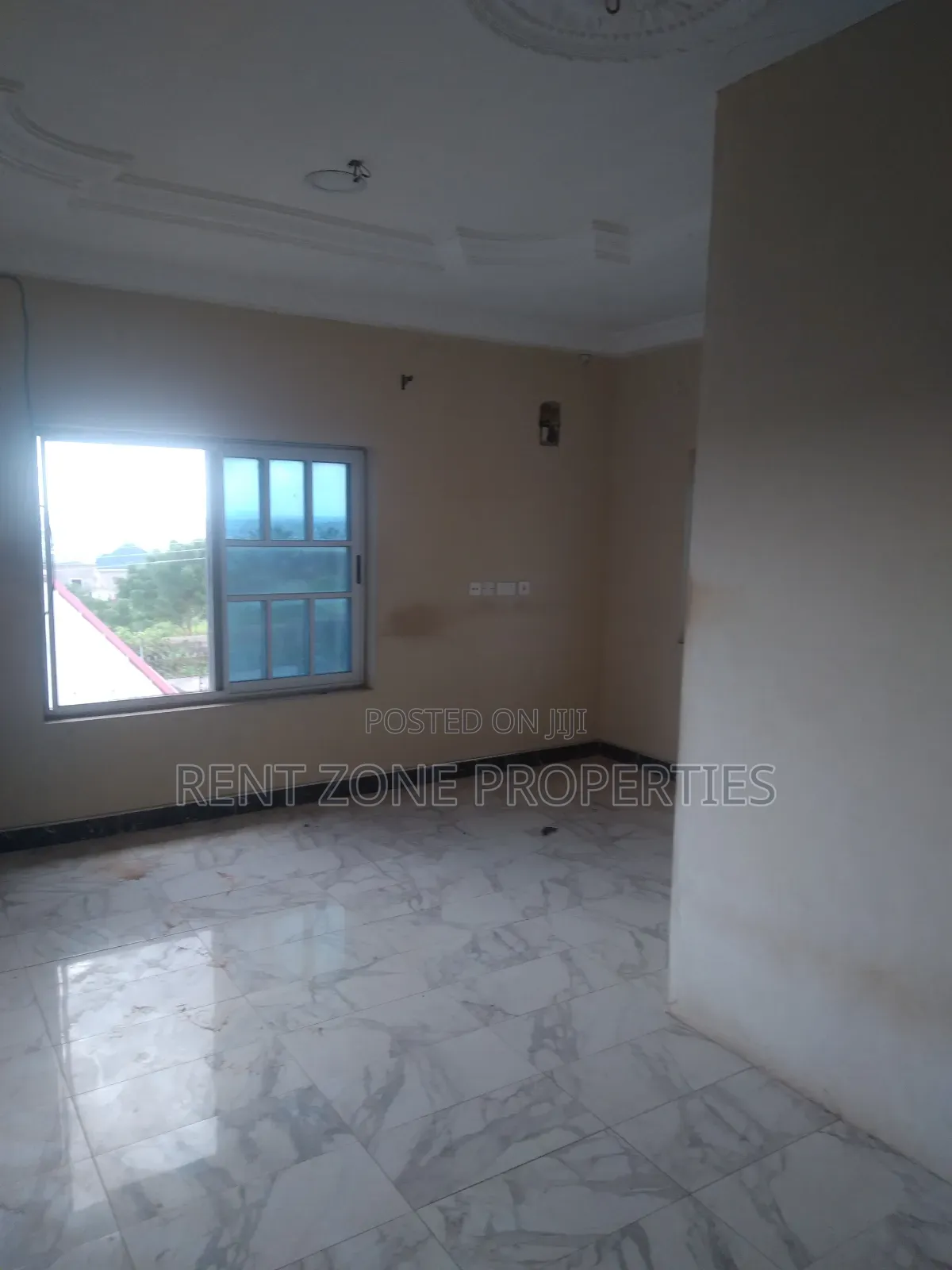3bdrm Apartment in Ofankor for rent