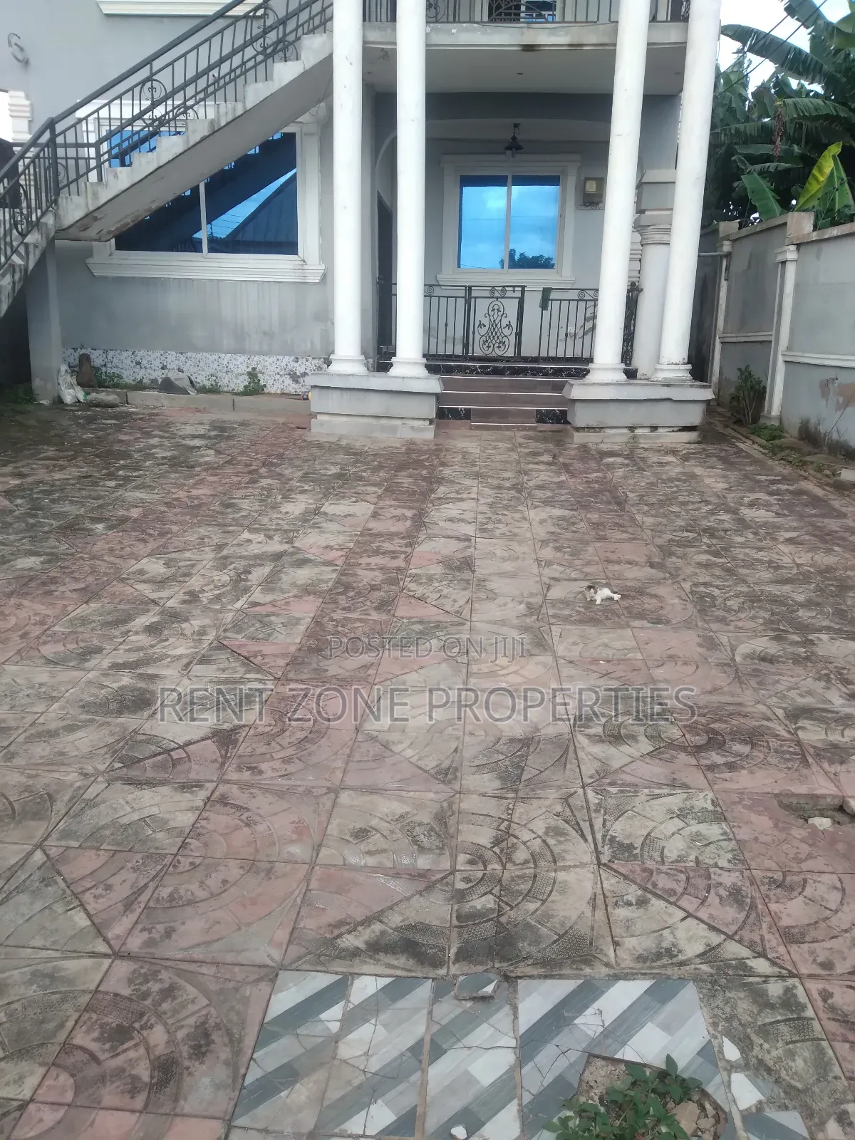 3bdrm Apartment in Ofankor for rent