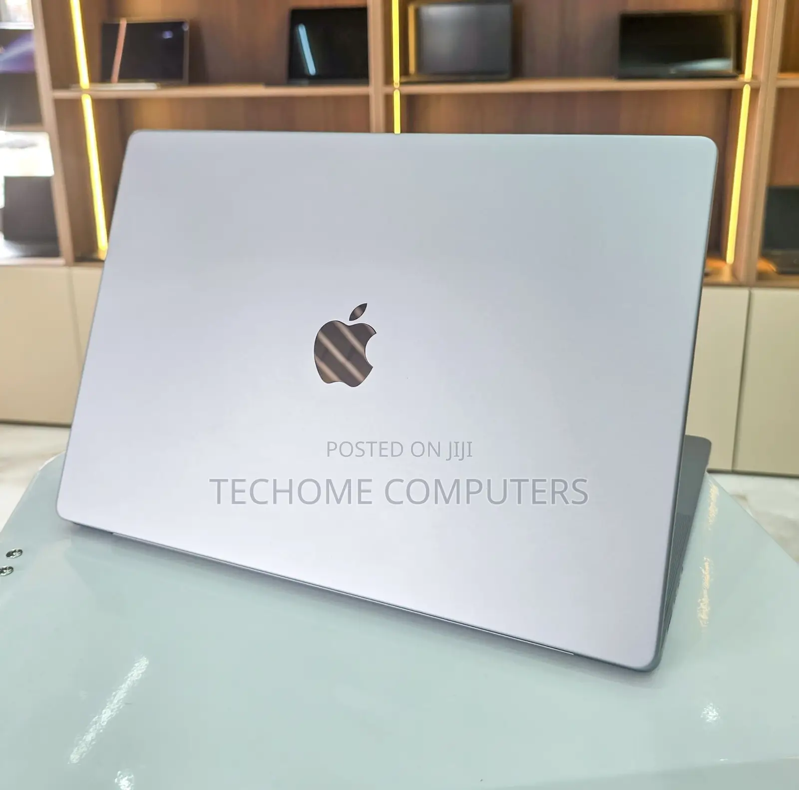 Laptop Apple MacBook Pro 2020 M1 16GB Apple M1 Pro SSD 1T