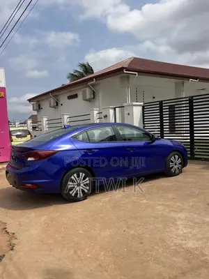 Hyundai Elantra 2019 Blue