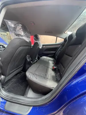 Hyundai Elantra 2019 Blue