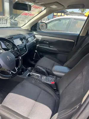 Mitsubishi Outlander 2.4 PHEV AWD 2016 Black