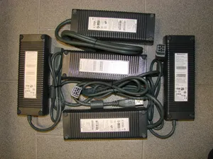 ☆Selling Xbox360 Power Adapter, HDD Fat/Slim Cases, Kinect Cam_nd Etc?