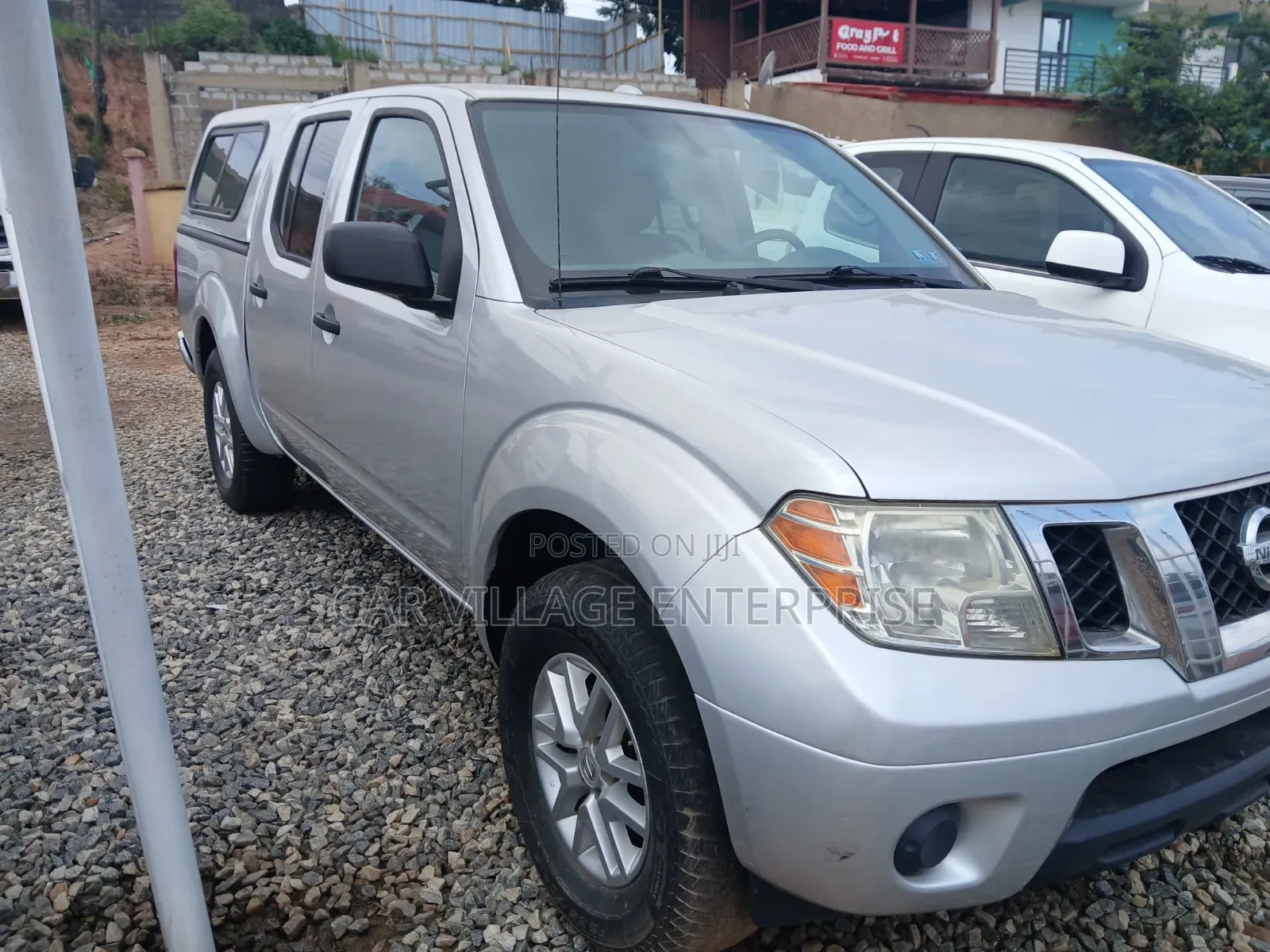 Nissan Frontier 2015 Silver