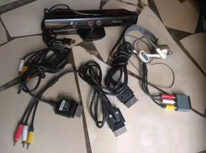 ☆Selling Xbox360 Power Adapter, HDD Fat/Slim Cases, Kinect Cam_nd Etc?