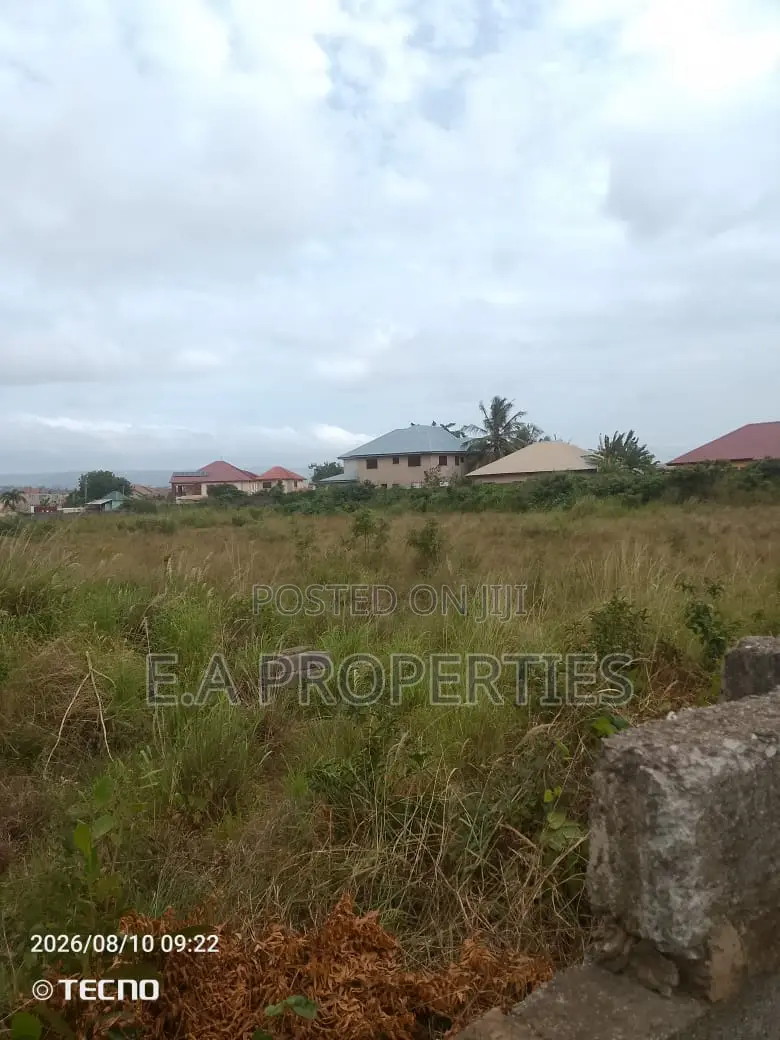 15 Plots for Land for Sale at Adenta Amrahia