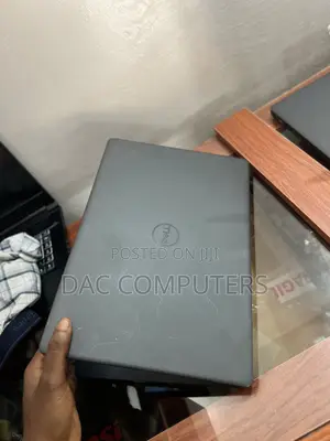 Laptop Dell Inspiron 3542 8GB AMD Ryzen 5 SSD 512GB