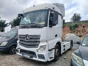 Mercedes-Benz Actros 2015 White