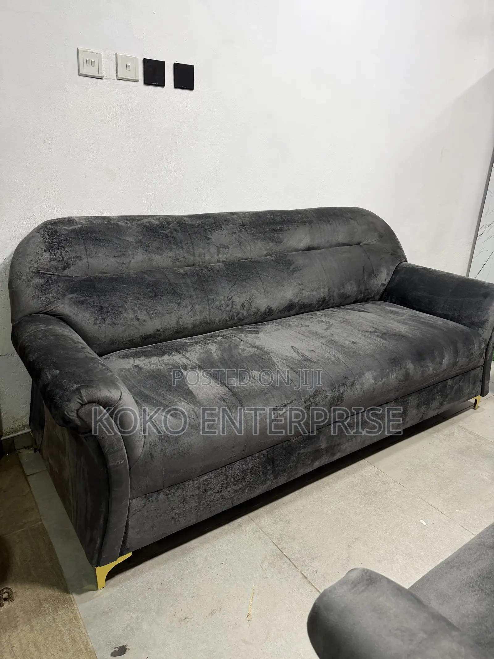 Quality Sofa Set