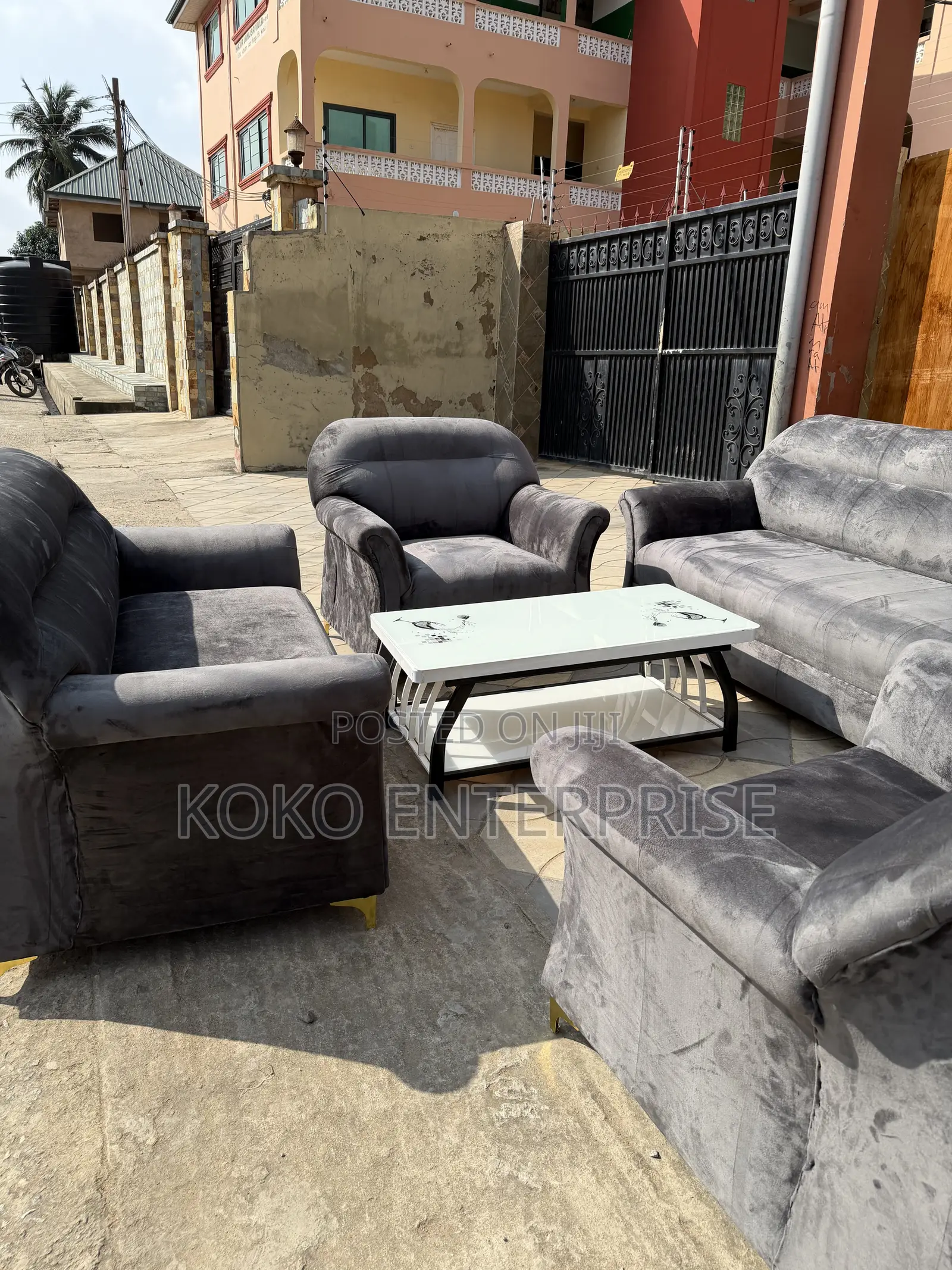 Quality Sofa Set