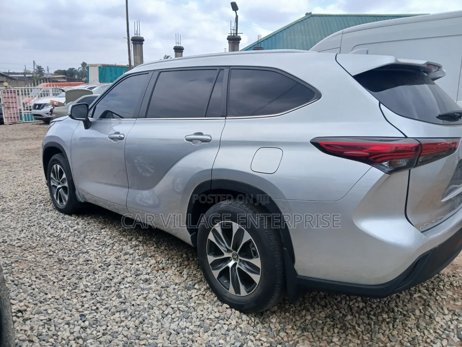 Toyota Highlander 2023 Silver