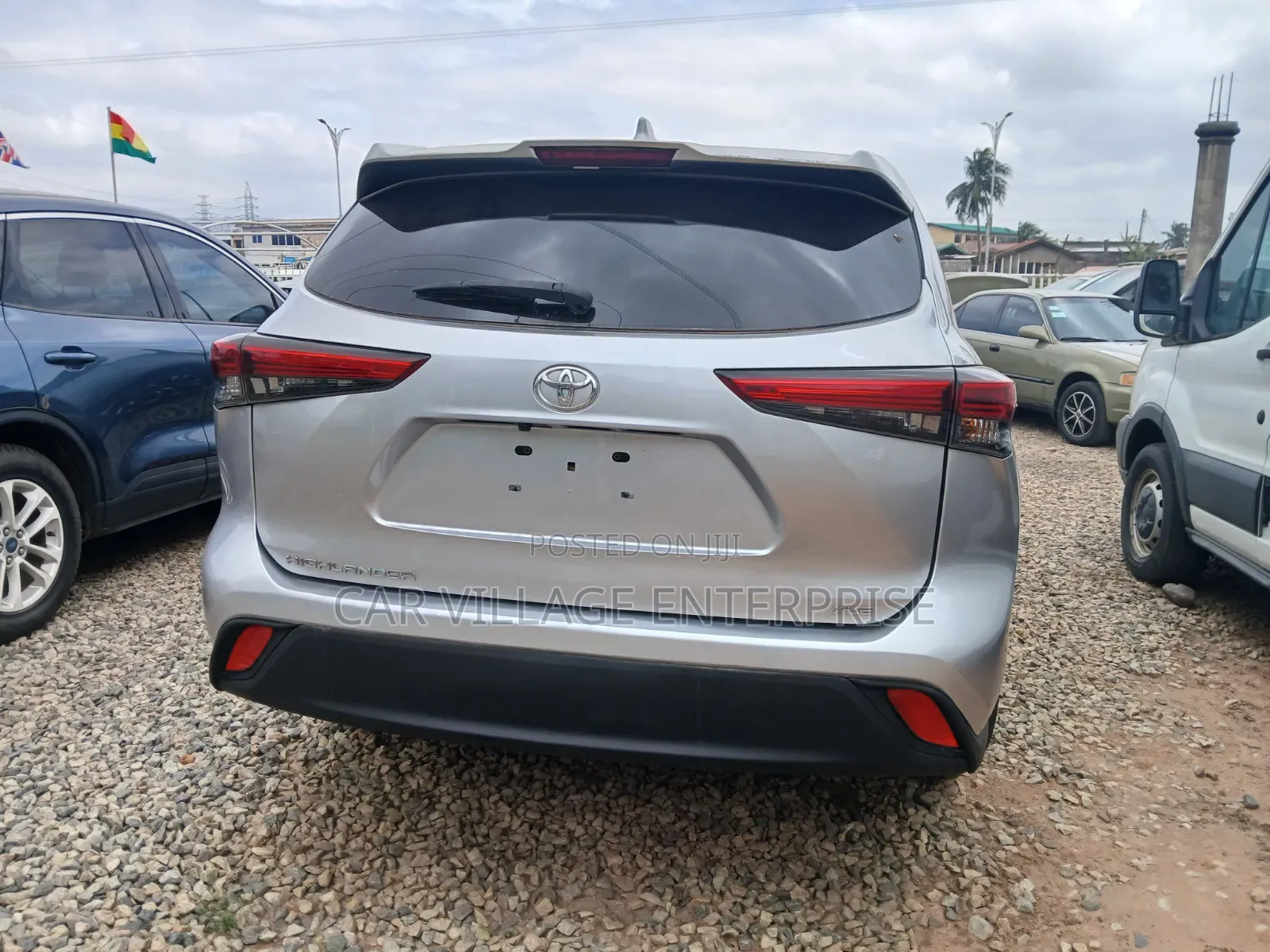 Toyota Highlander 2023 Silver