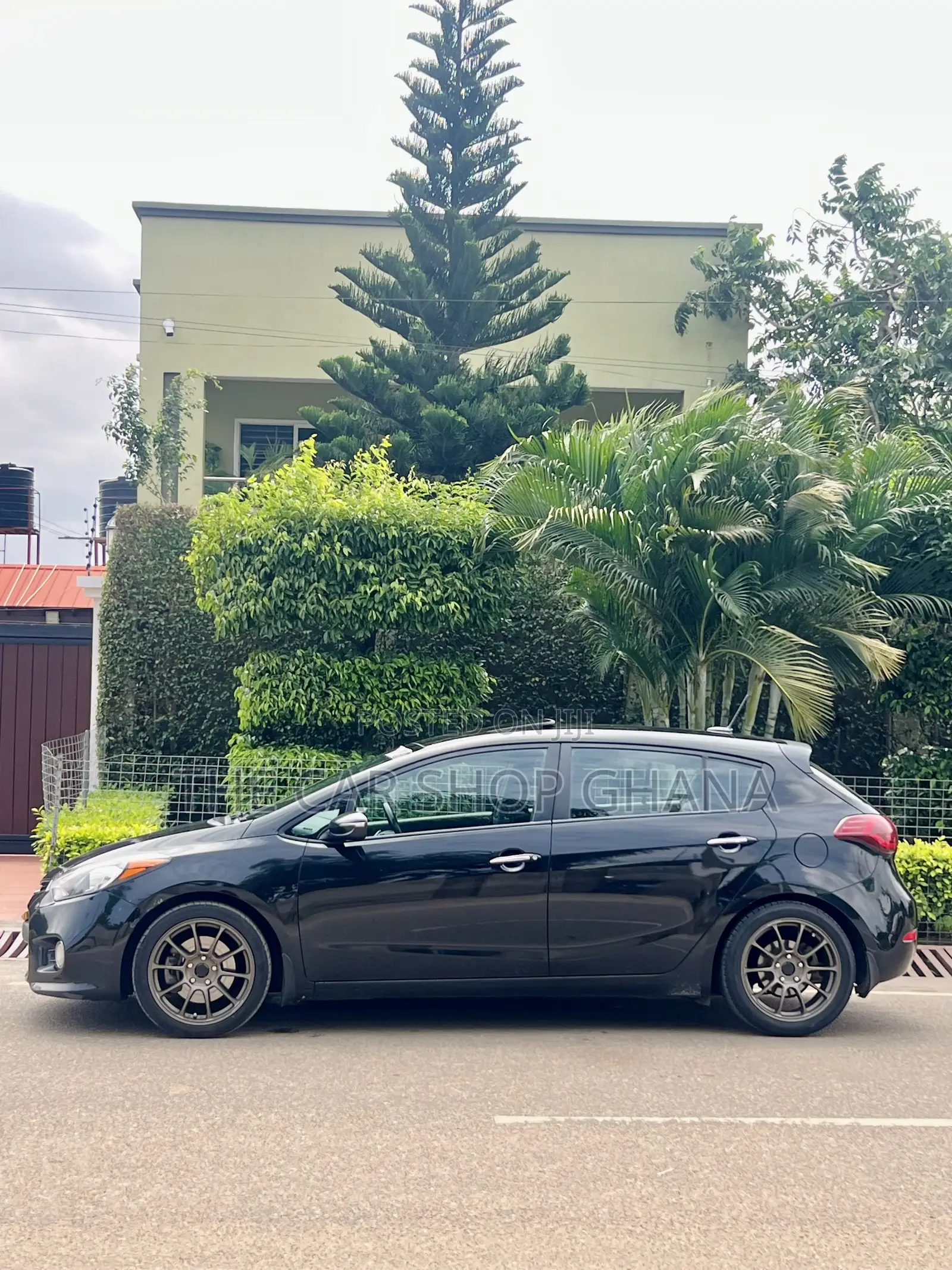 Kia Forte SX Hatchback 2016 Black
