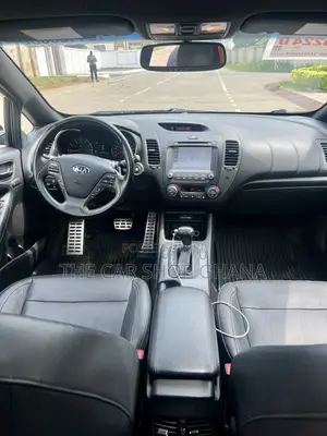 Kia Forte SX Hatchback 2016 Black