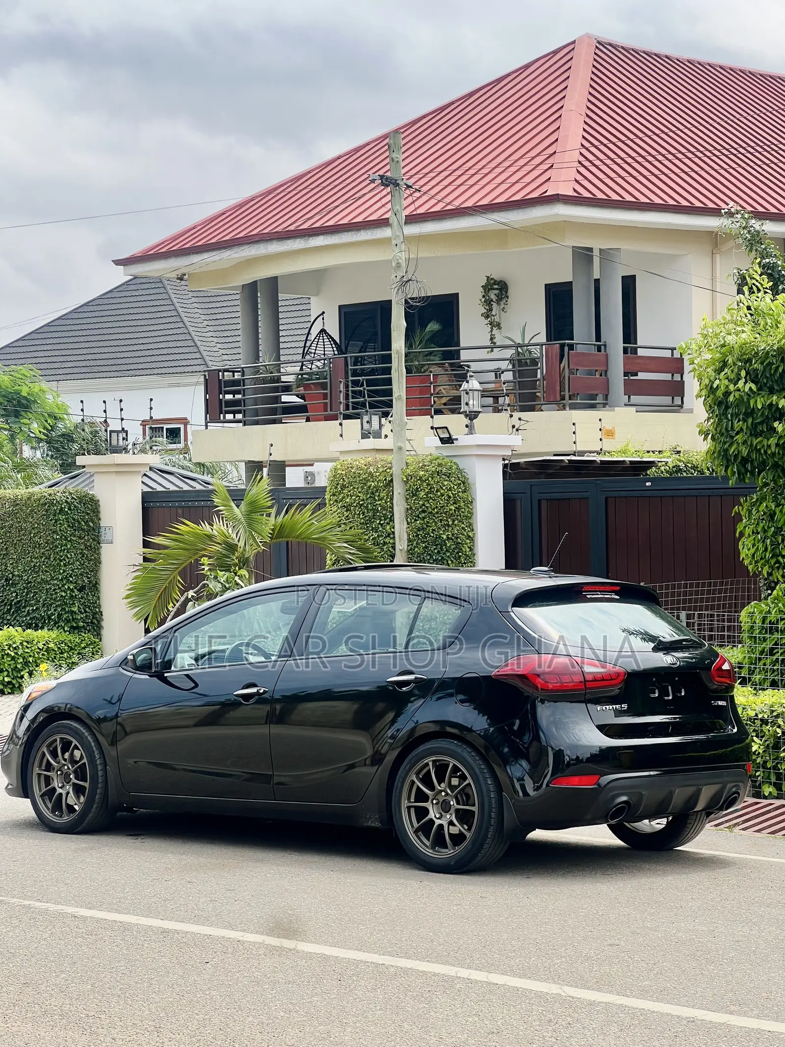 Kia Forte SX Hatchback 2016 Black