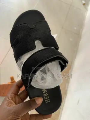 Ladies Hermes Slippers
