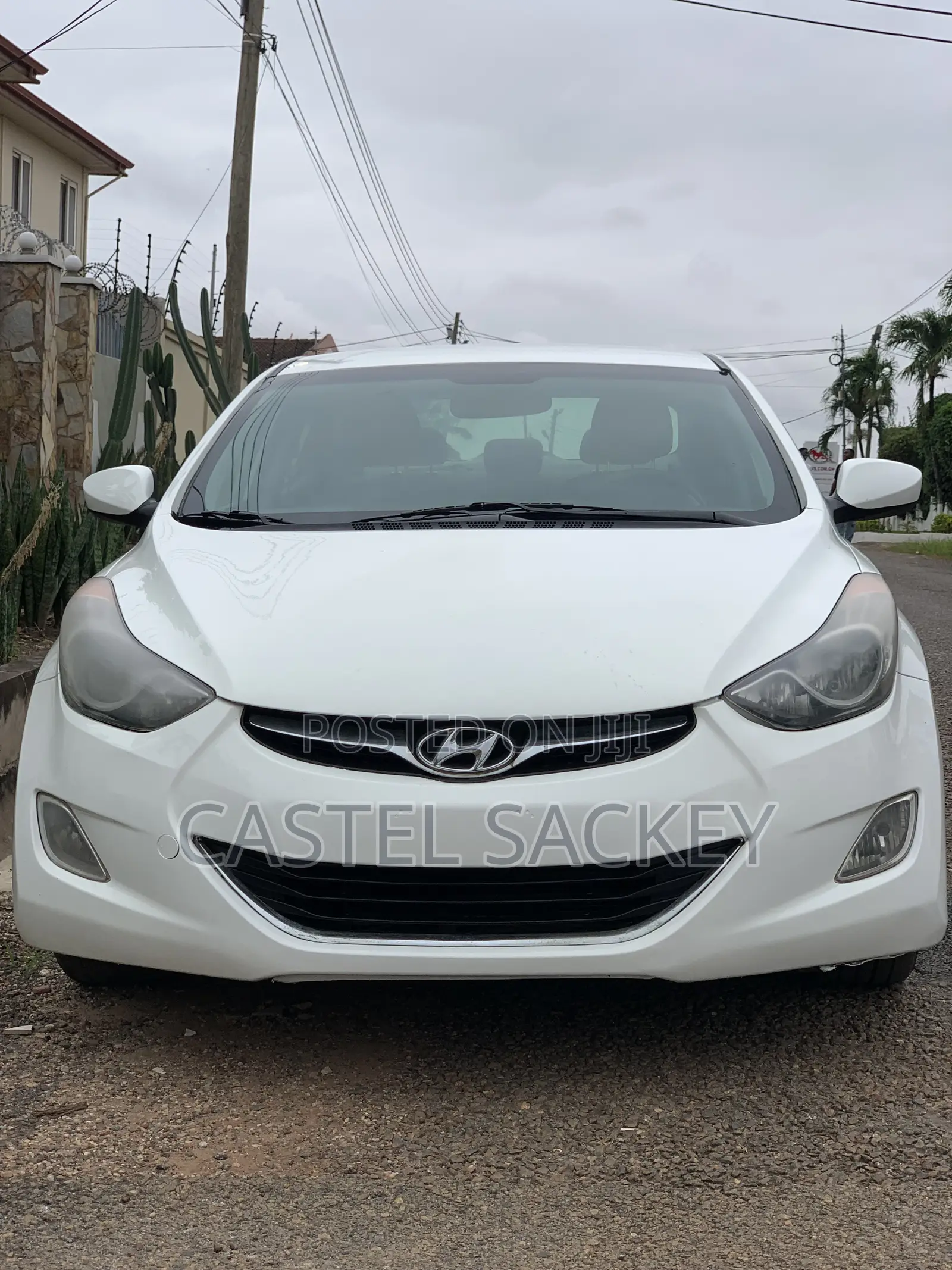 Hyundai Elantra 2013 White