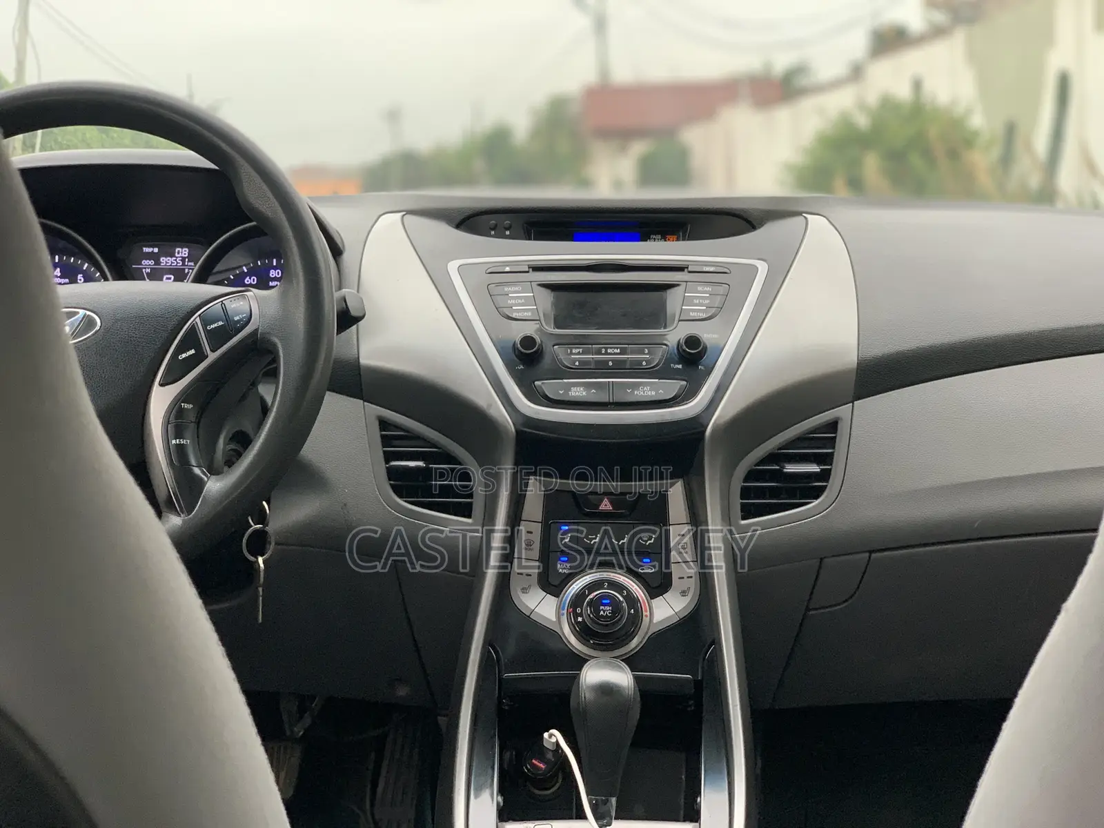 Hyundai Elantra 2013 White