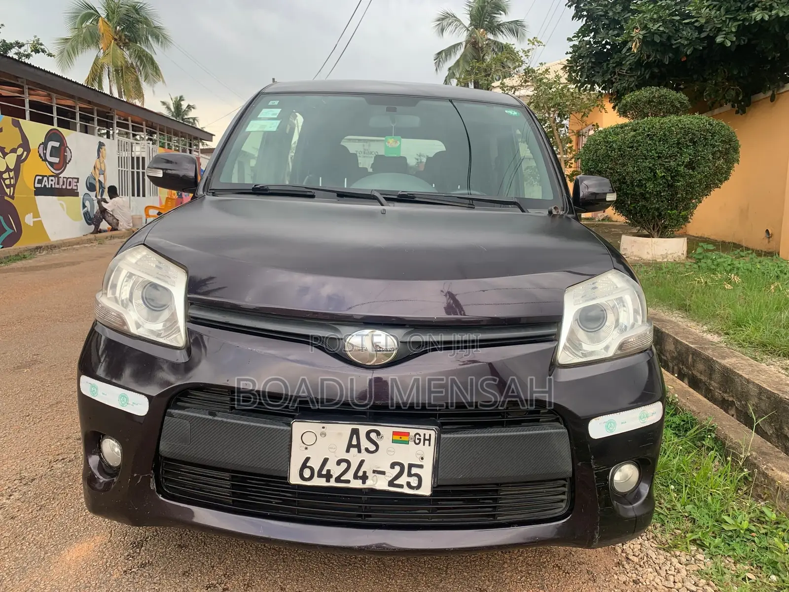 Toyota Sienta 2015 Beige
