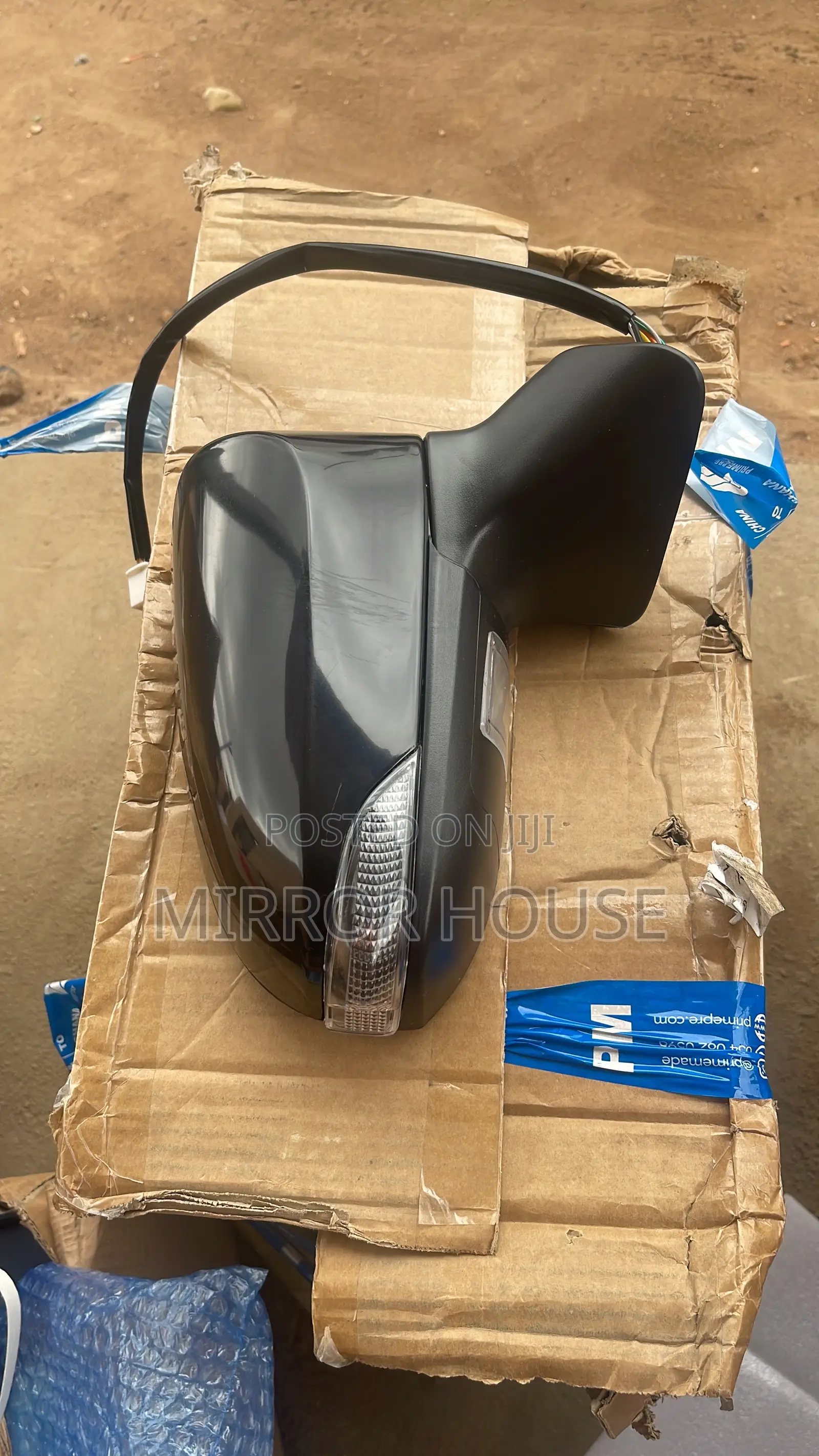 Toyota Venza 2008-2017 Side Mirror With Light