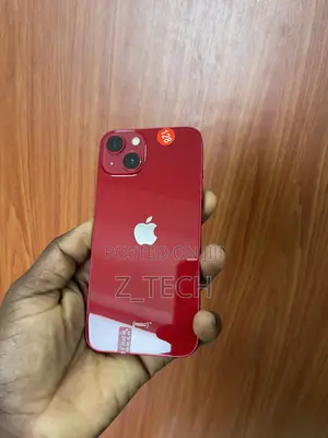 Apple iPhone 13 128 GB Red