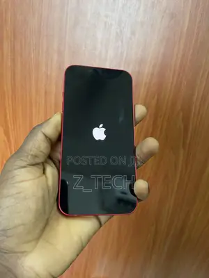 Apple iPhone 13 128 GB Red
