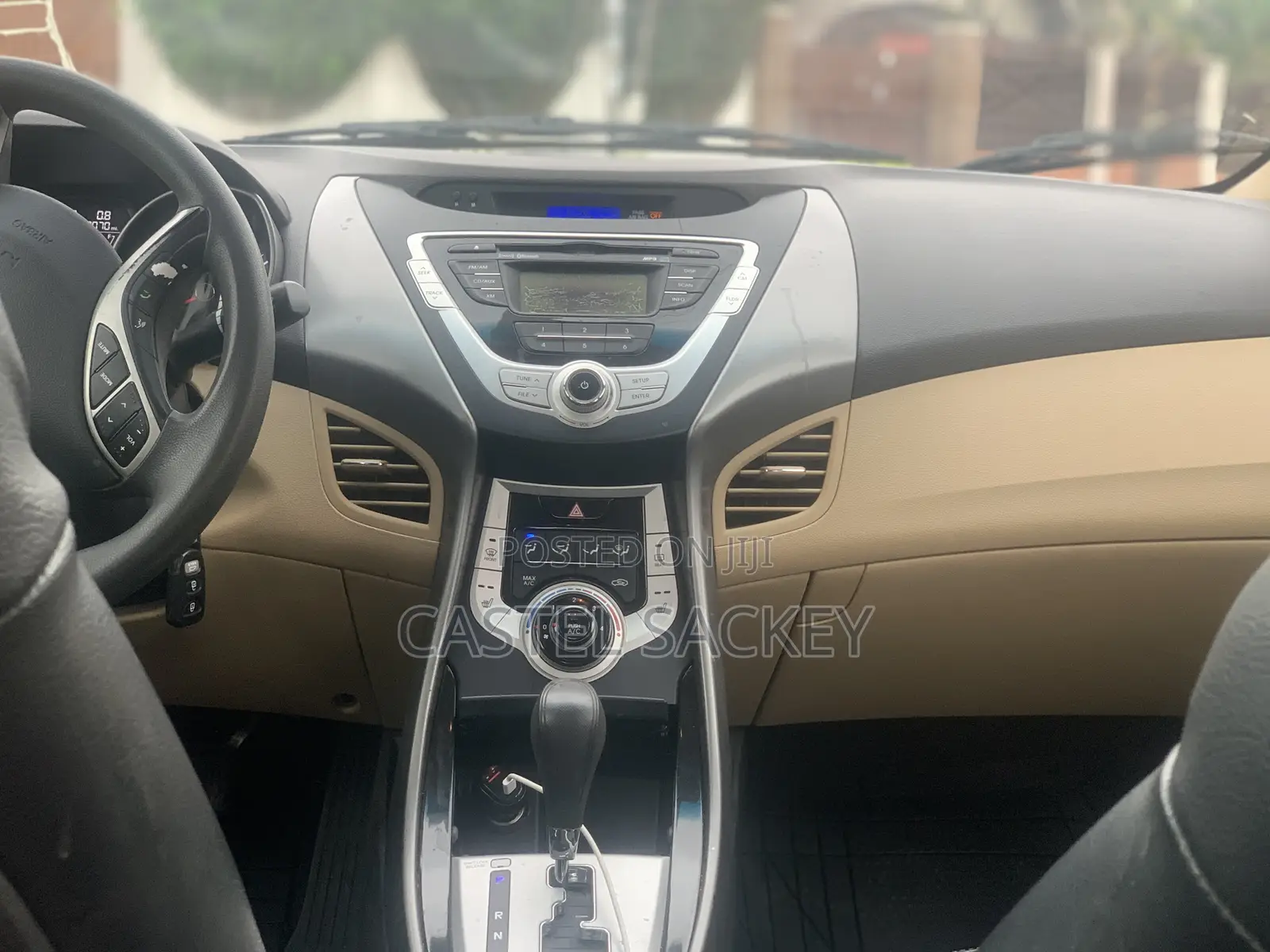 Hyundai Elantra 2013 Brown