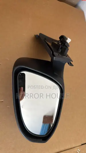 Toyota Vitz 2012-2018 Side Mirror With Light and Automatic Folding