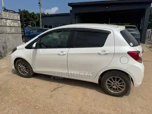 Toyota Vitz 2014 White