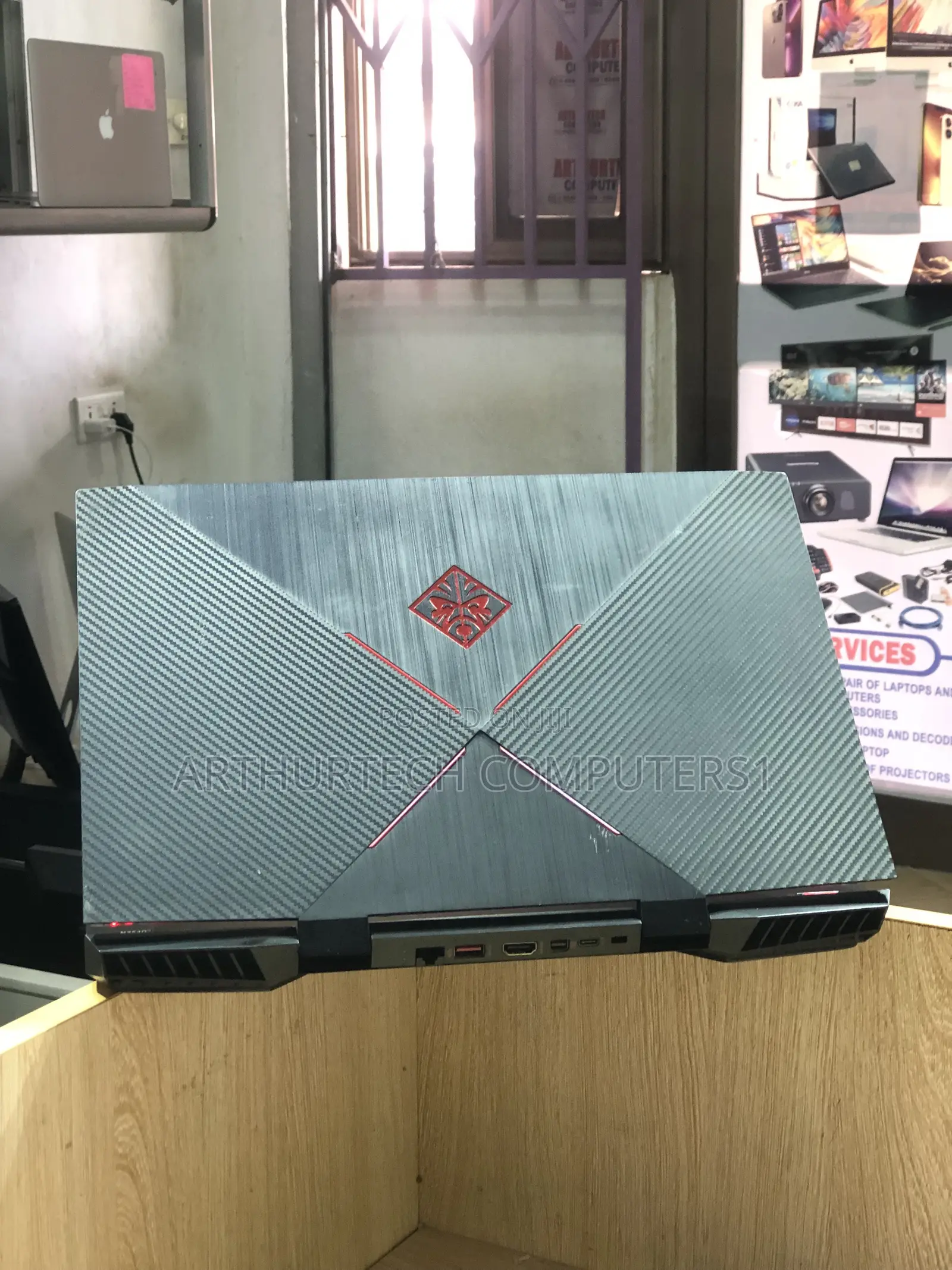 Laptop HP Omen 15 16GB Intel Core i5 HDD+SSD 1T