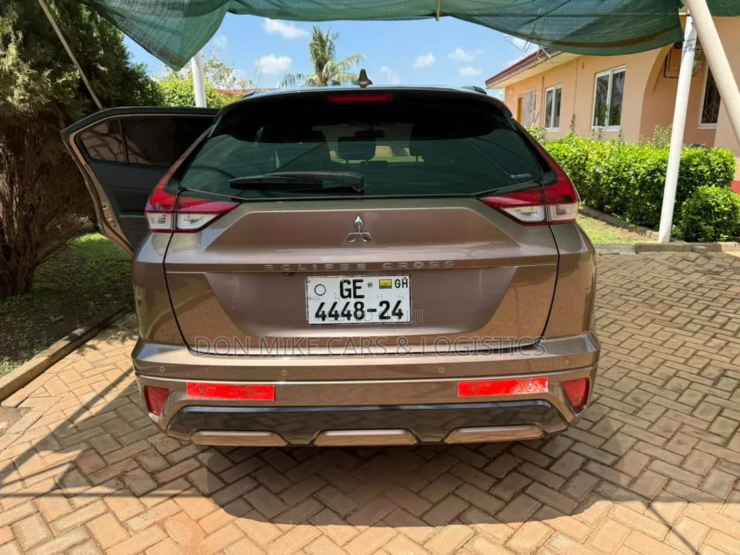 Mitsubishi Eclipse Cross 2023 Gray