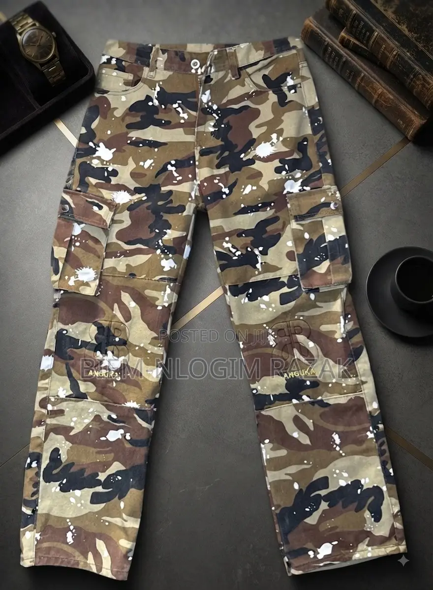 High Quality Camouflage Cargo Pants Available in Stock
