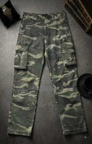 High Quality Camouflage Cargo Pants Available in Stock