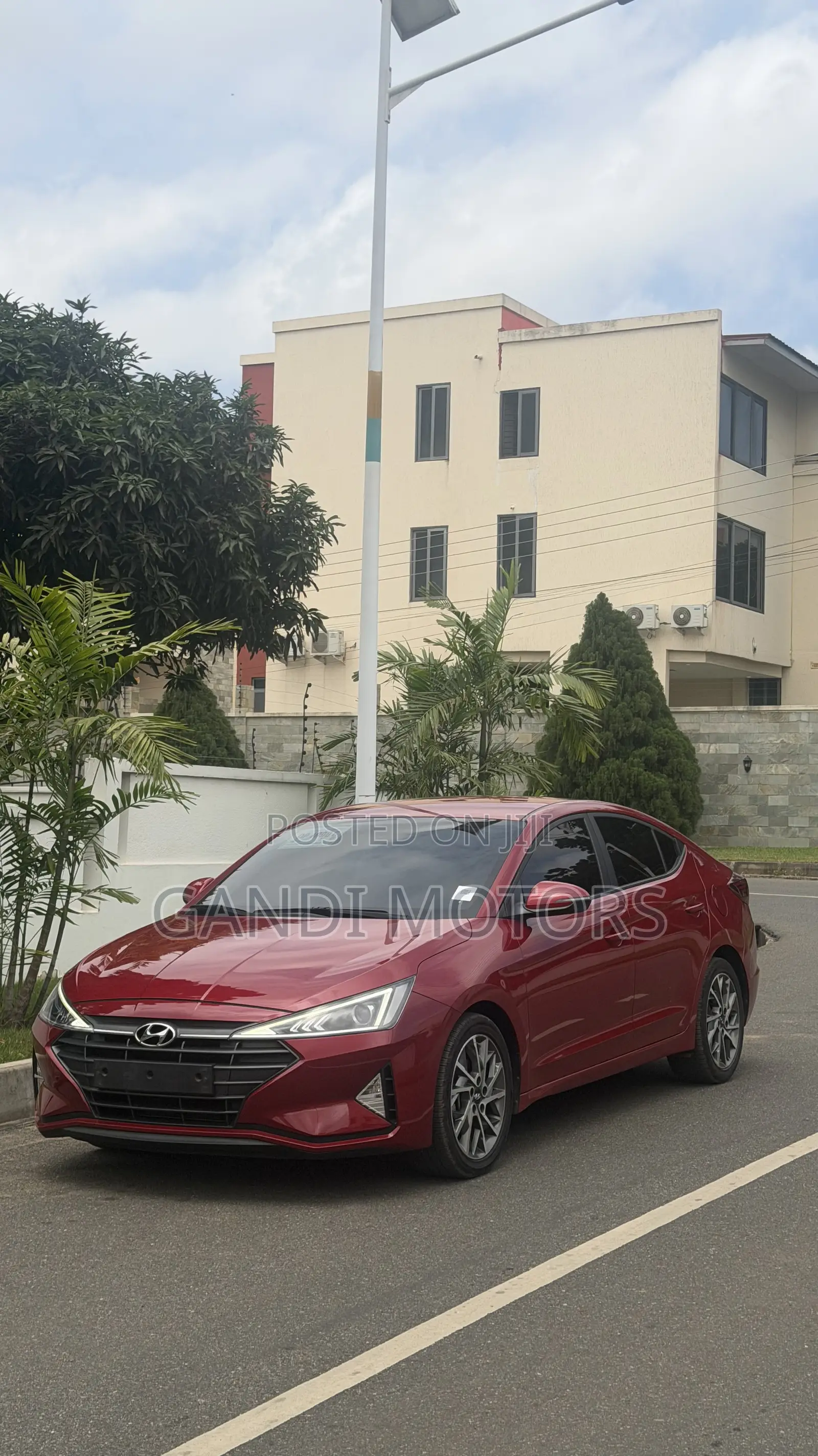 Hyundai Avante 2019 Red