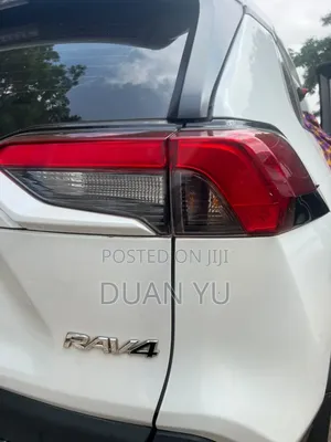 Toyota RAV4 2023 White