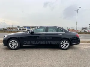 Mercedes-Benz E300 2017 Black