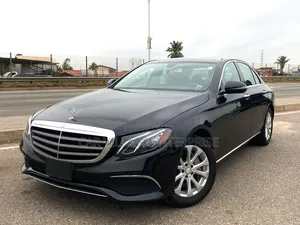 Mercedes-Benz E300 2017 Black