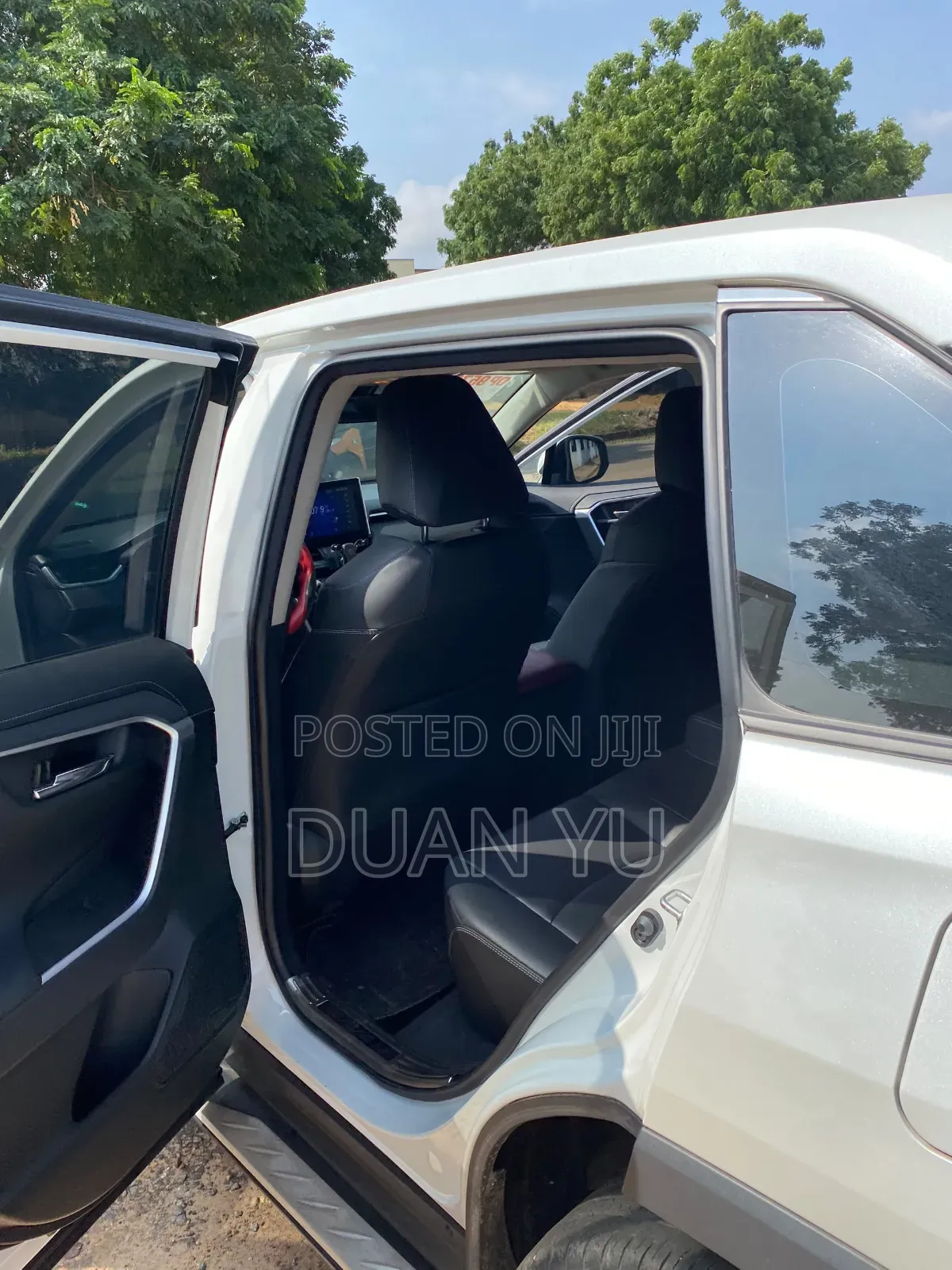 Toyota RAV4 2023 White