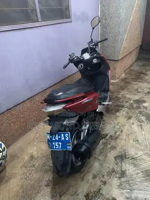 Yamaha Majesty 2020